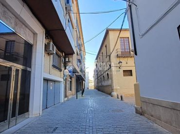 Pis amb ascensor en venda a Montilla
