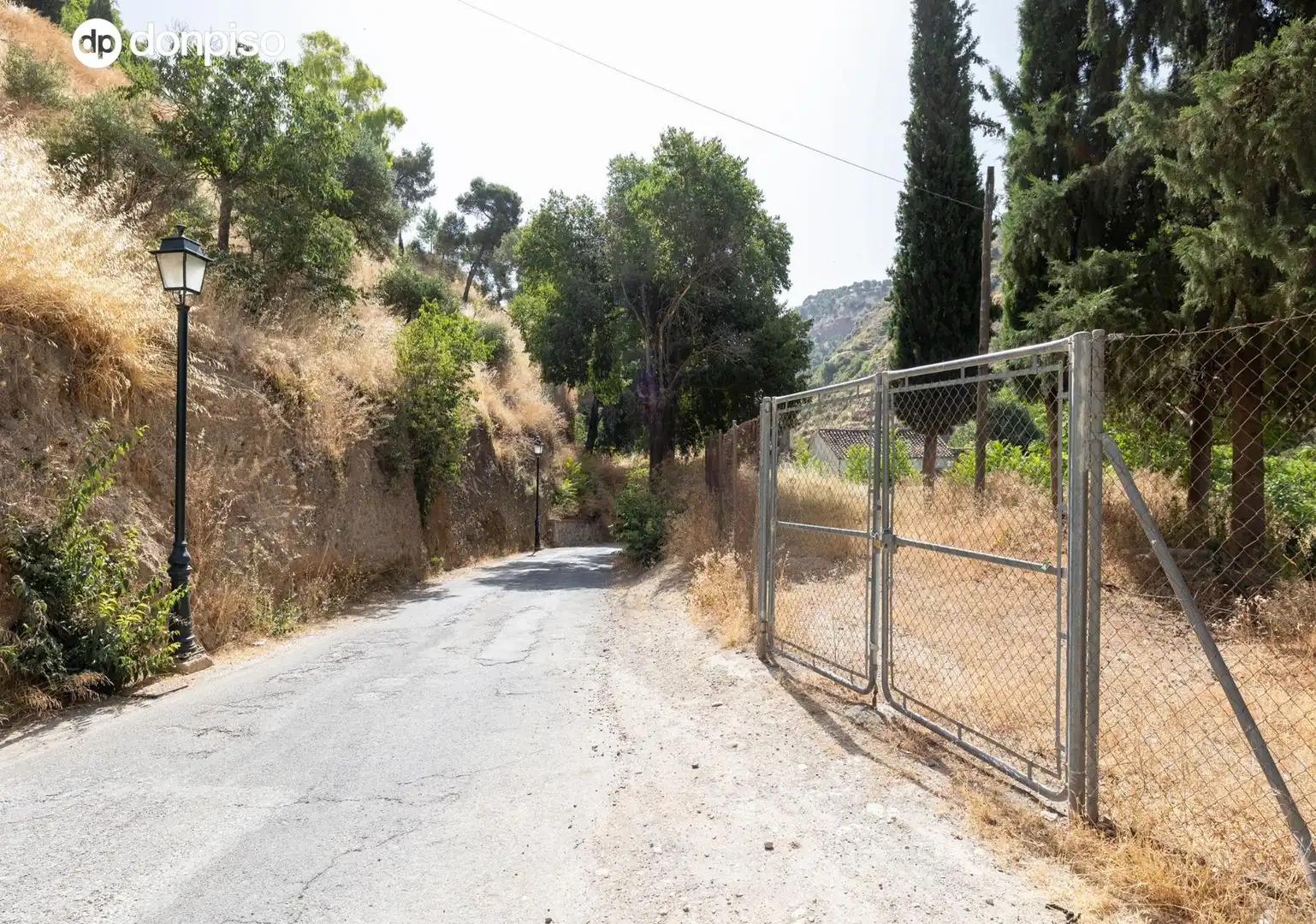 Lands and plots for sale in Camino Santo Sepulcro del Sacromonte