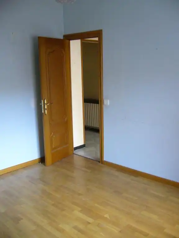 Buildings for sale in La Granada