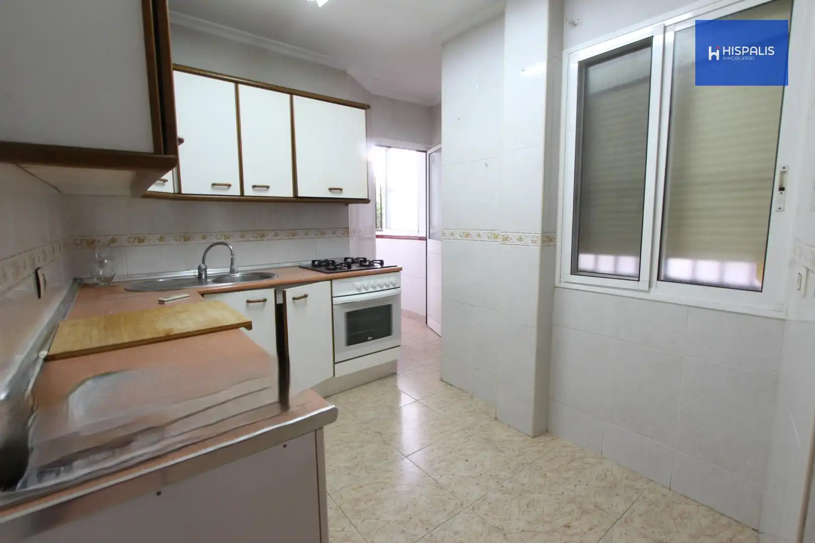 Kitchen of Flat for sale in Sevilla