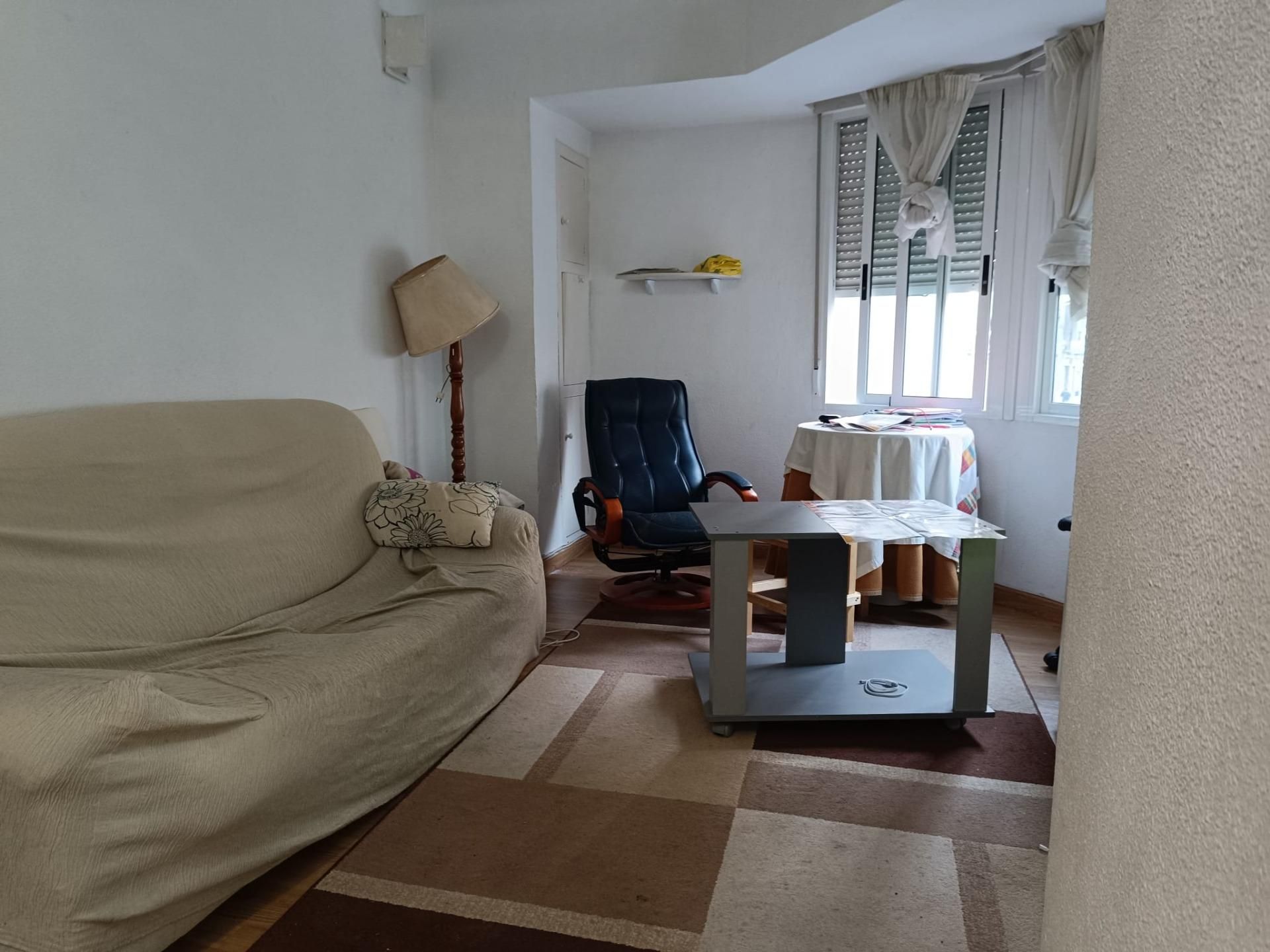 Sala d'estar de Pis en venda en Elche / Elx amb Moblat i Balcó