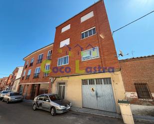 Vista exterior de Pis en venda en Peñaranda de Bracamonte amb Calefacció