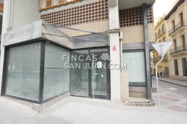 Local comercial en Venta en Ensanche - Diputación