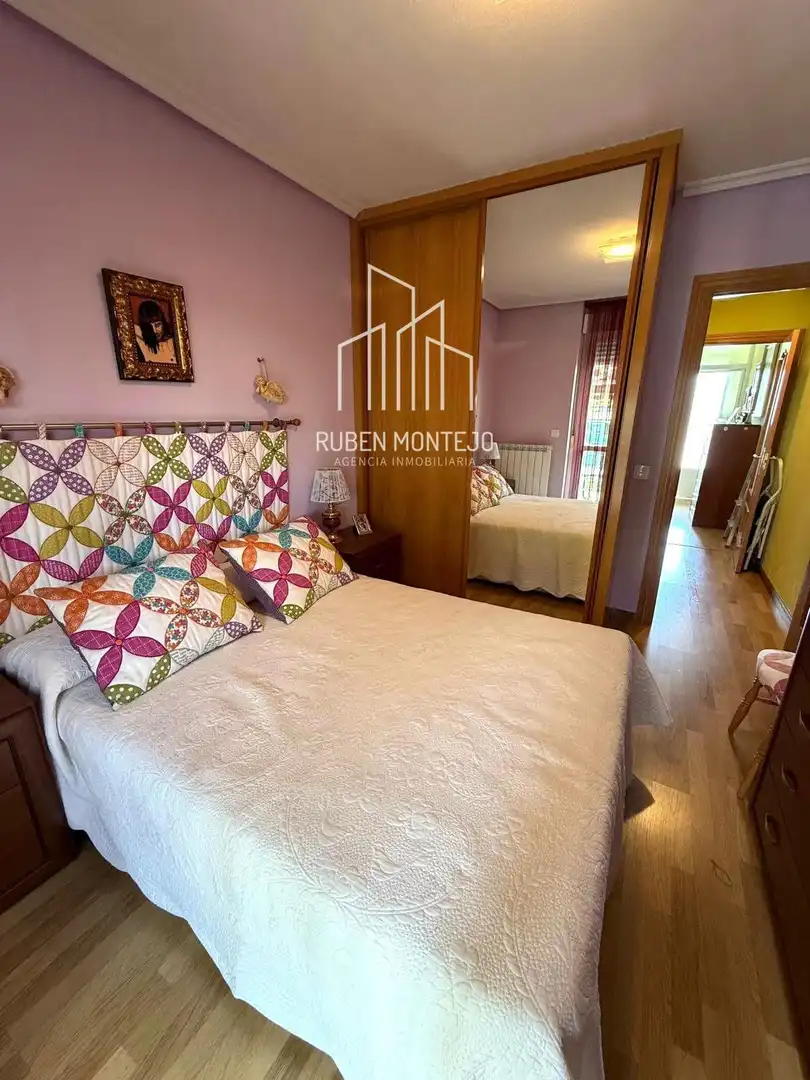 Vista exterior de Apartamento en venta en Salamanca con Calefacción y Terraza