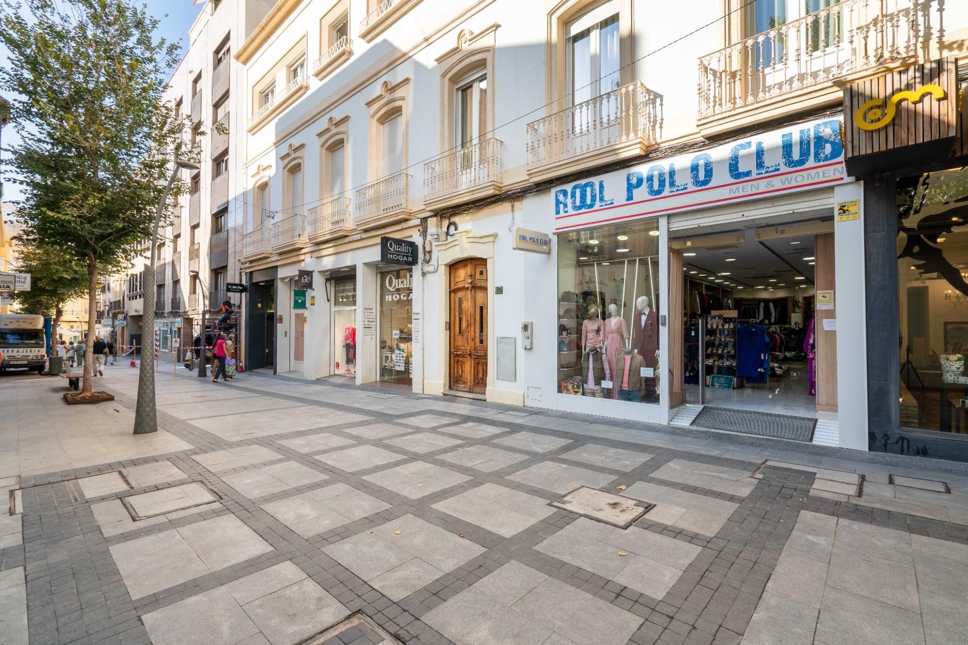 Local en venda en  Almería Capital amb Aire condicionat