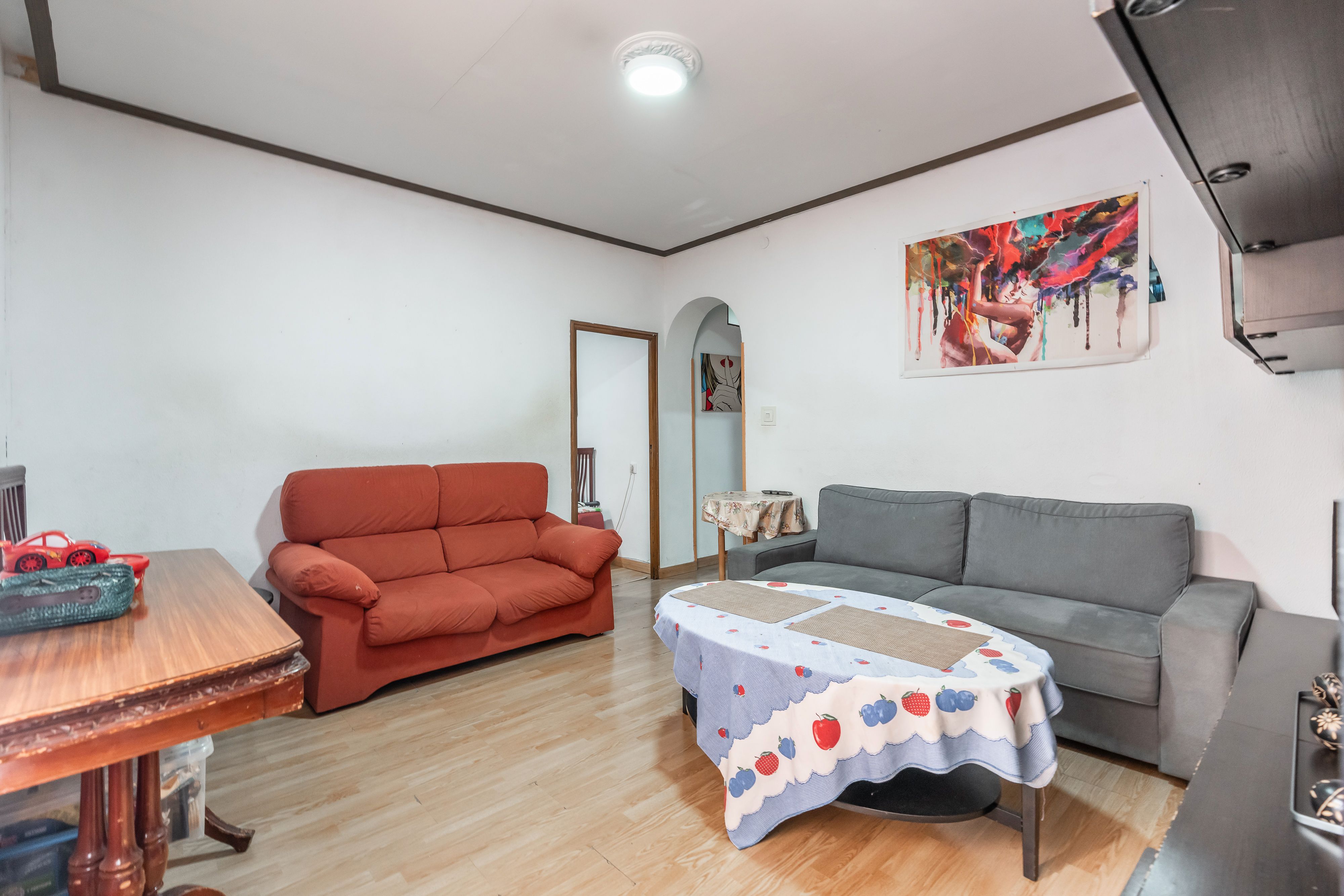 Living room of Flat for sale in  Madrid Capital