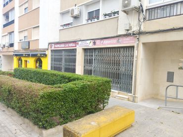 Local comercial en venda a Calle Maestro Fernando Sierra