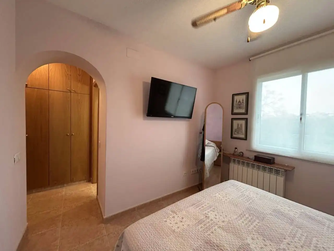 Dormitori de Casa o xalet en venda en Cubelles amb Terrassa i Piscina comunitària