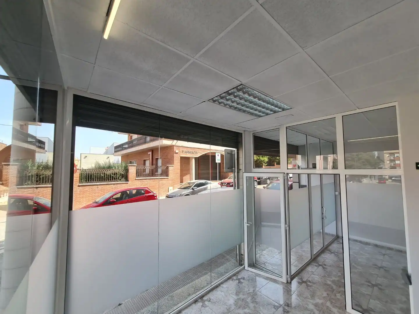 Local comercial de lloguer a jacint verdaguer 32, imagen 21