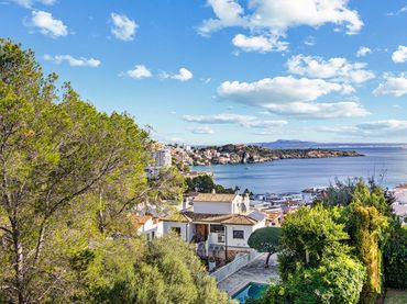 Apartament amb piscina en venda a Ponent