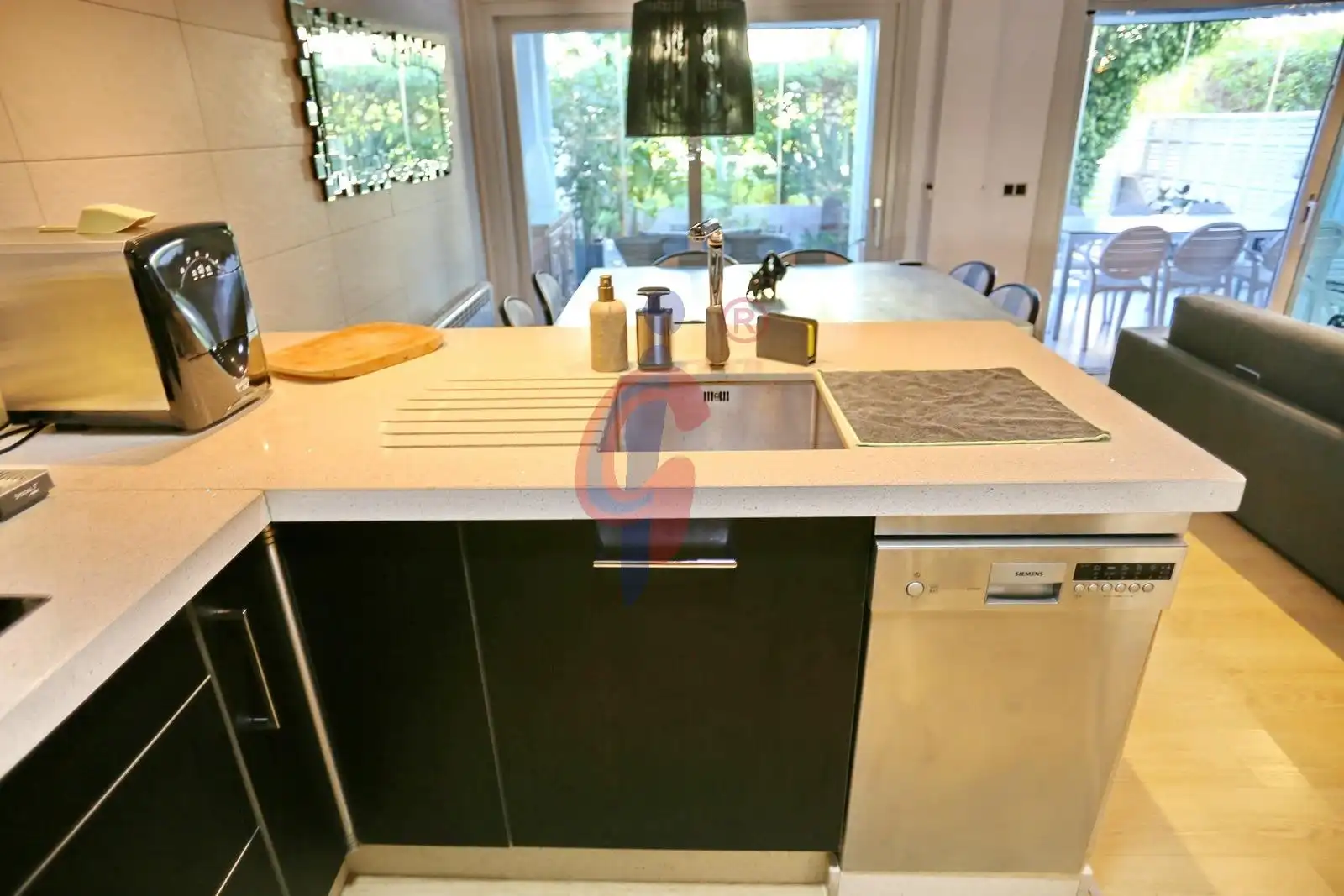 Cocina de Casa o chalet en venta en Guardamar del Segura con Aire acondicionado, Jardín privado y Terraza