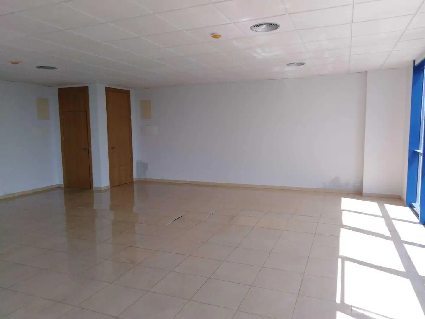 Oficina en venta en Sevilla