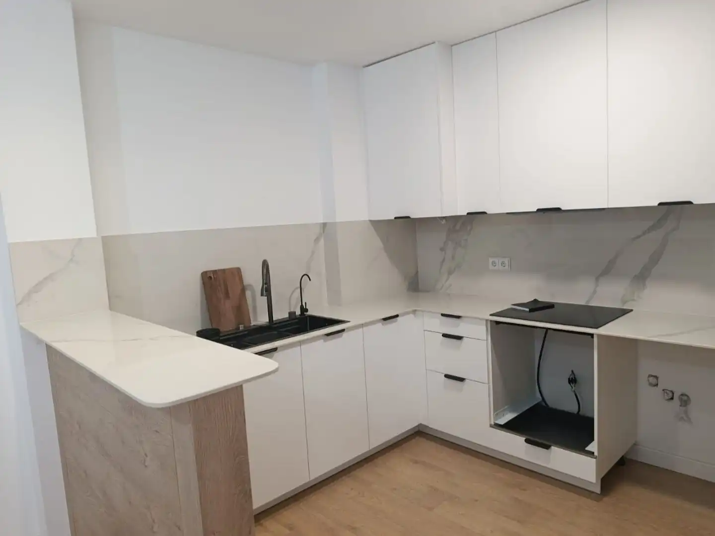 Kitchen of Flat for rent in Belicena