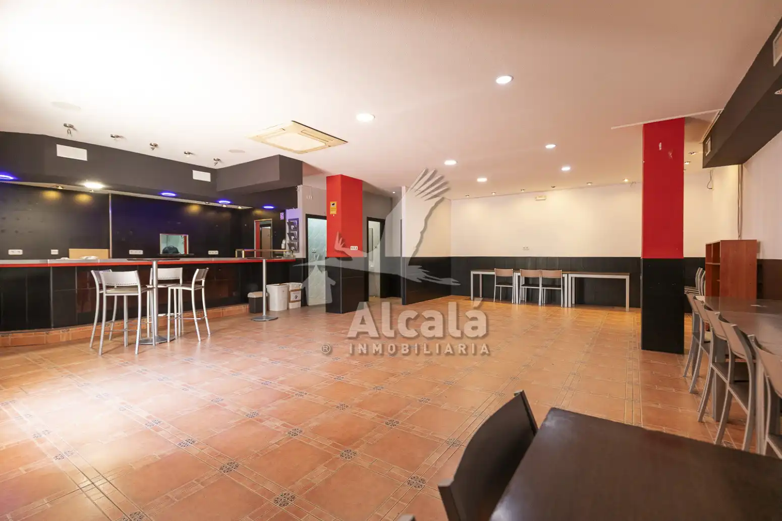 Local en venta en Alcalá de Henares