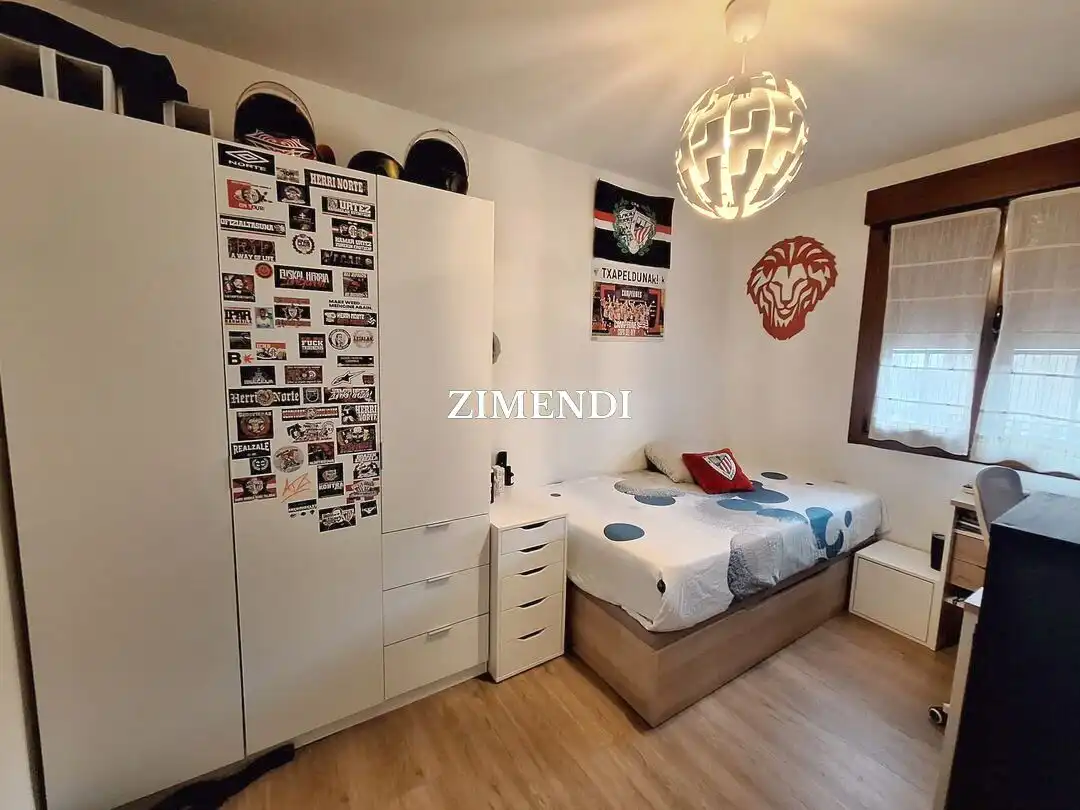 Bedroom of Flat for sale in Durango  with Heating, Storage room and Furnished