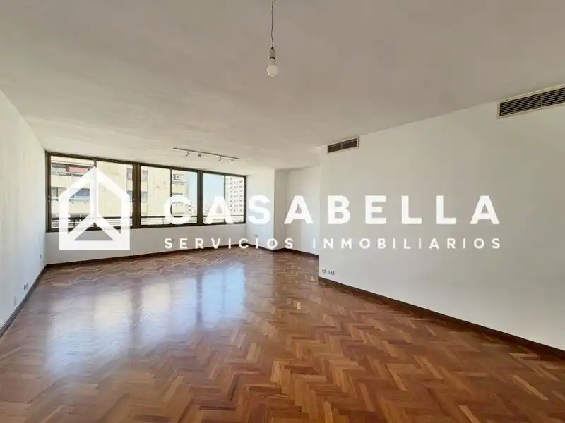 Vista exterior de Piso de alquiler en Valencia con Aire acondicionado, Calefacción y Trastero