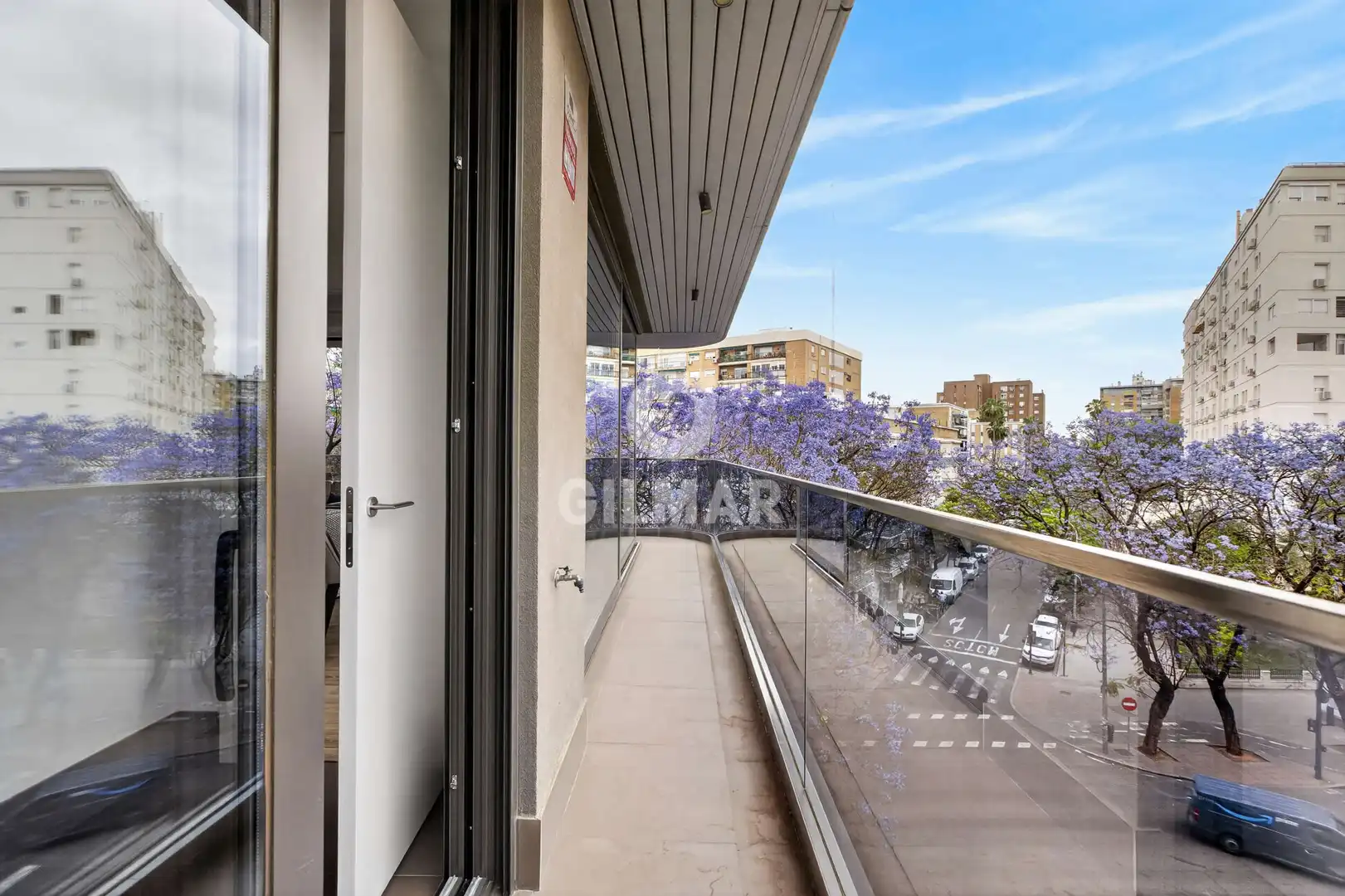 Terraza de Piso en venta en Sevilla con Calefacción, Trastero y Piscina