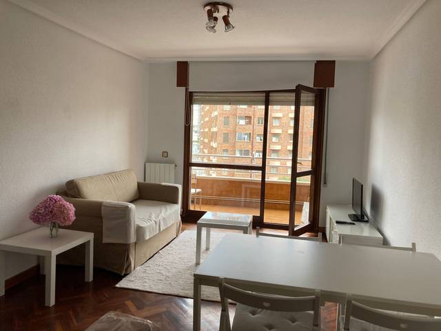 Apartamento en Alquiler en Avenida del Stadium en El Sardinero
