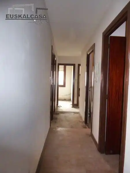 Flat for sale in Basurtu - Zorrotza