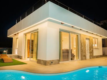 Haus mit Pool zum Verkauf in Ciudad Quesada