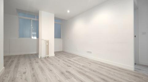 Photo 5 of Flat to rent in Avenida Donostiarra, Concepción, Madrid