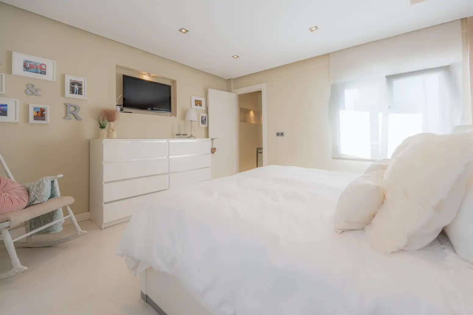 Habitación de Piso en venta en Gijón  con Calefacción y Amueblado