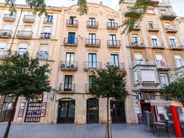 Business premises to rent in Rambla Nova