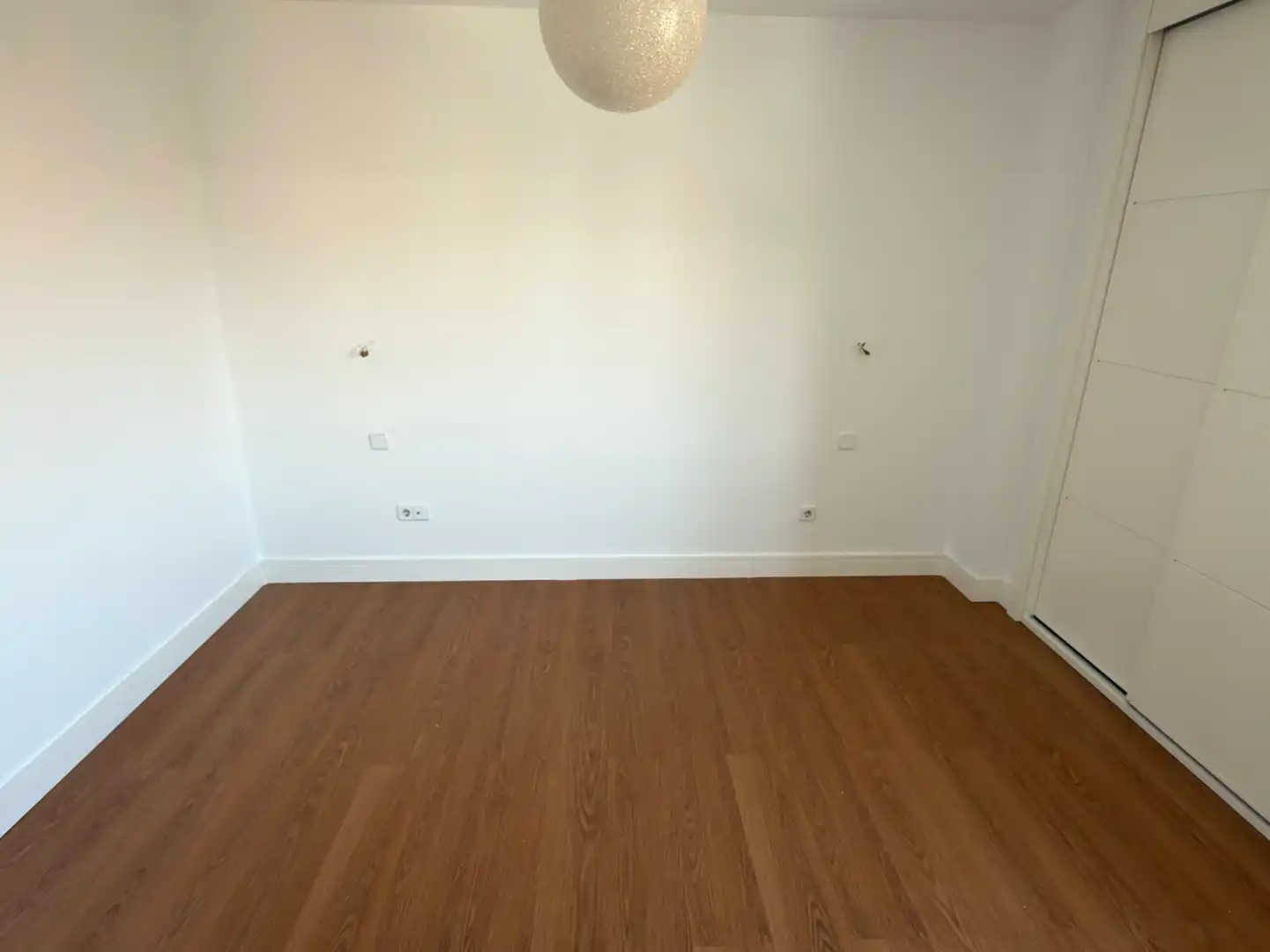 Bedroom of Flat for rent in Madrid  with Air Conditioner, Heating and Parquet flooring