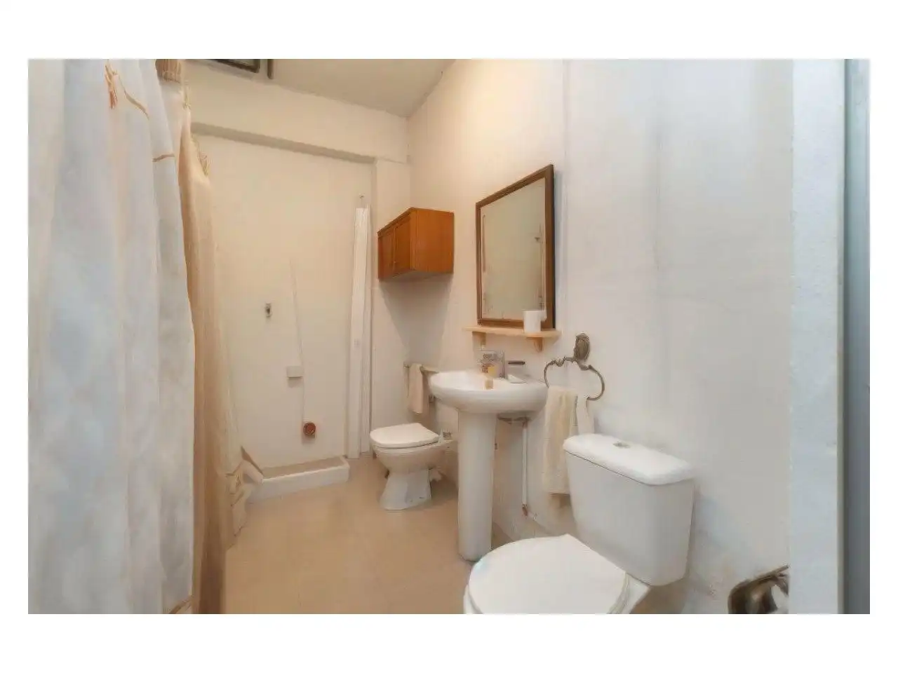 Bathroom of Houses for sale in Faura  with Heating, Private garden and Terrace