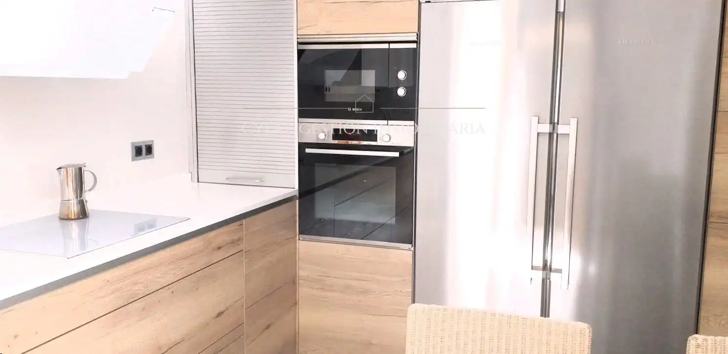 Cocina de Piso de alquiler en Salamanca con Calefacción, Terraza y Piscina