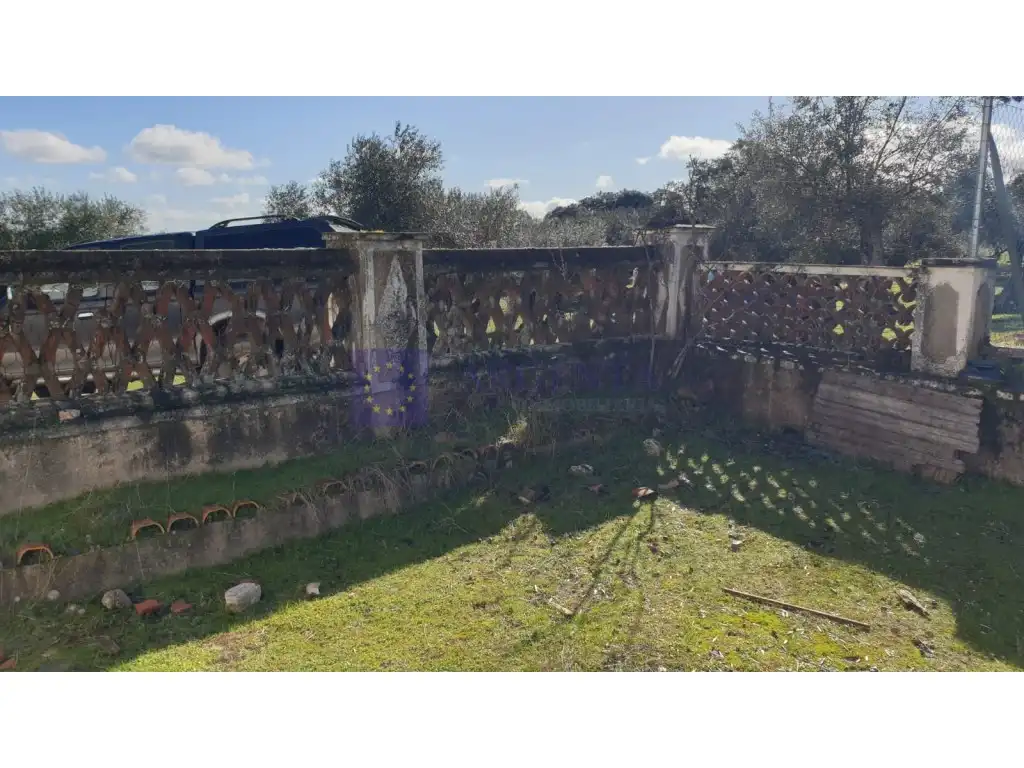 Houses for sale in Diseminados S Miguel, Alcántara