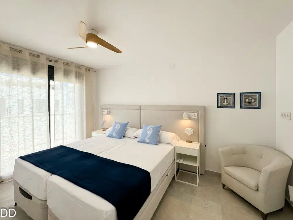 Dormitori de Casa o xalet de lloguer en Dénia amb Aire condicionat, Calefacció i Jardí privat