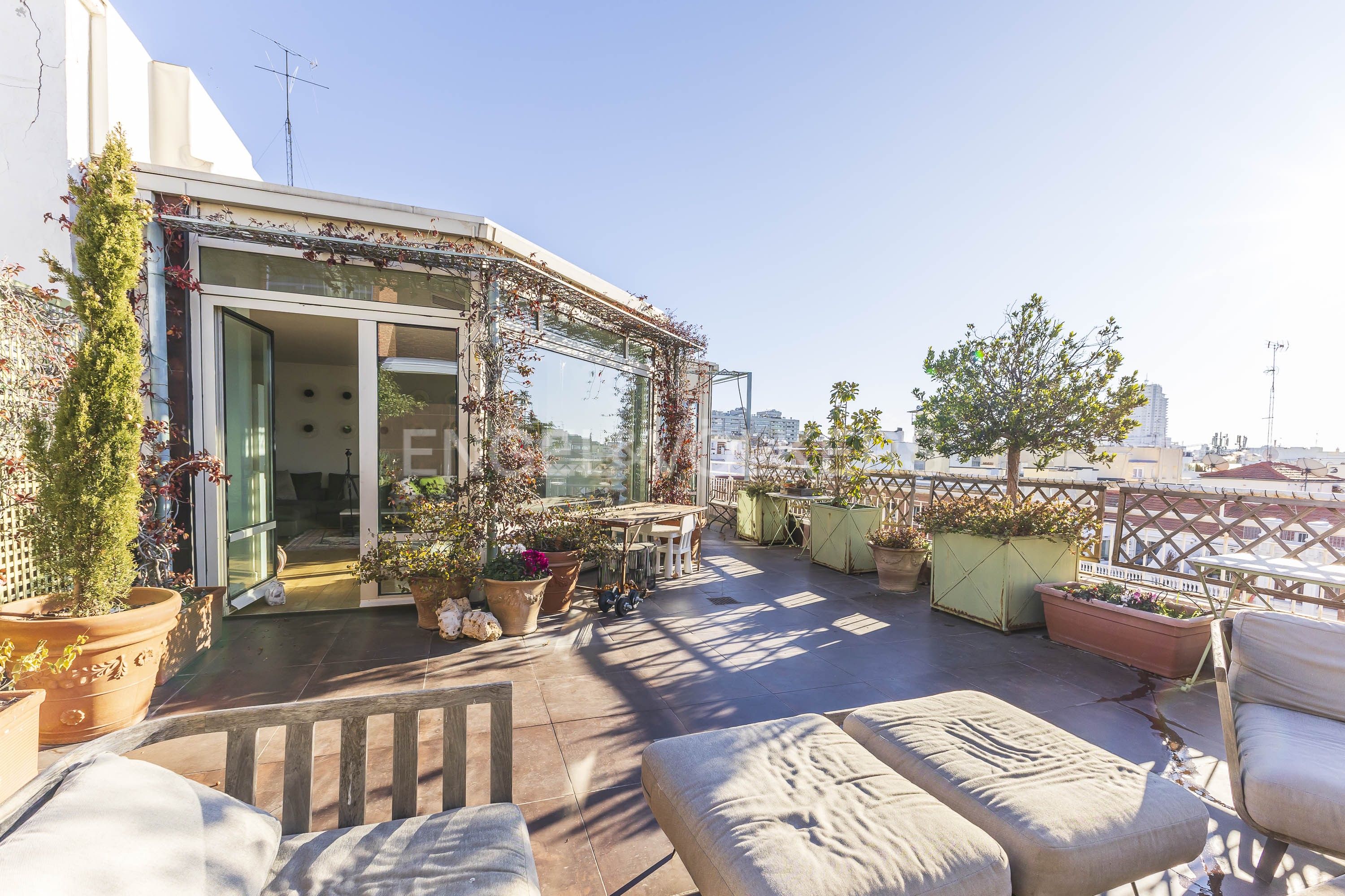 Terraza de Ático en venta en  Madrid Capital con Aire acondicionado, Calefacción y Terraza