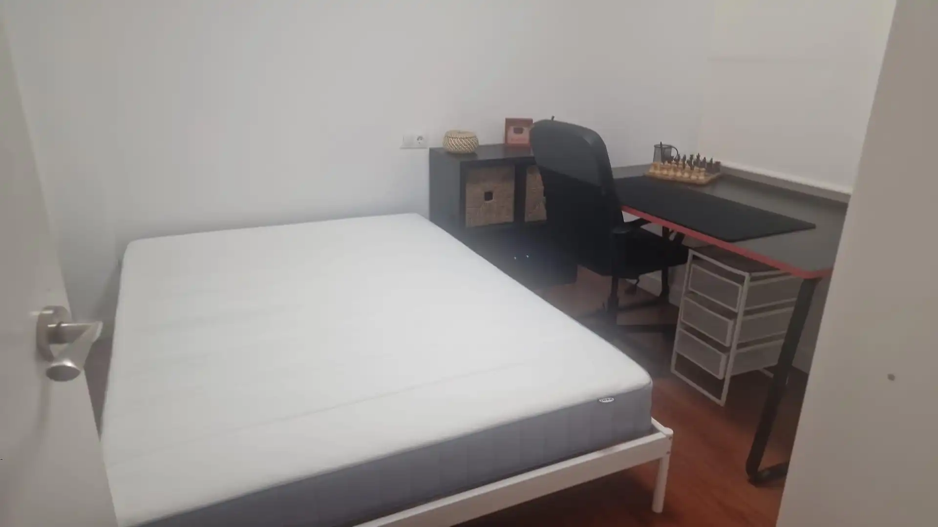 Bedroom of Flat for rent in La Zubia