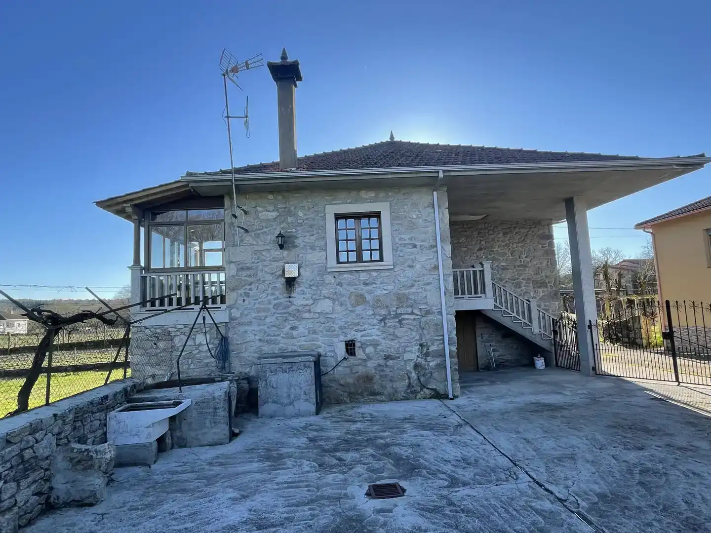 Vista exterior de Casa o xalet en venda en Pantón
