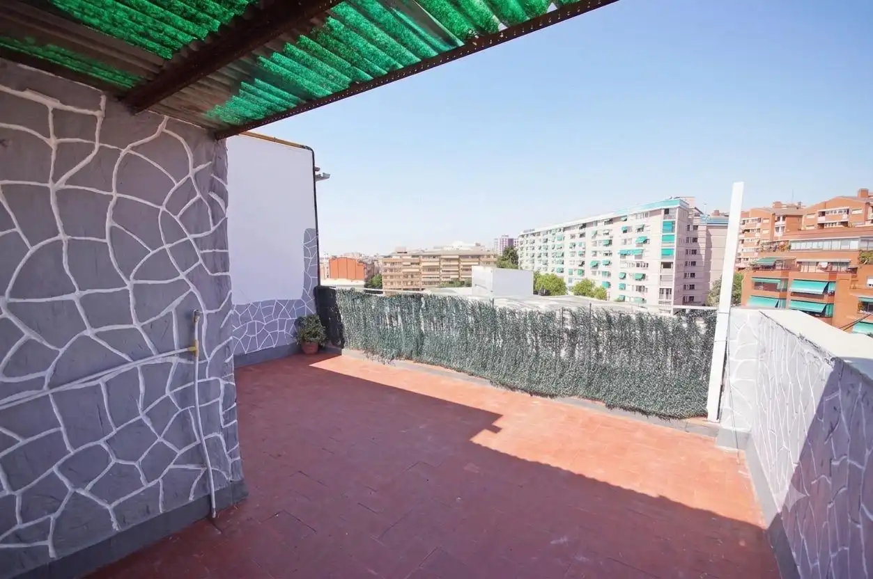 Terrace of Attic for sale in L'Hospitalet de Llobregat  with Parquet flooring, Terrace and Balcony