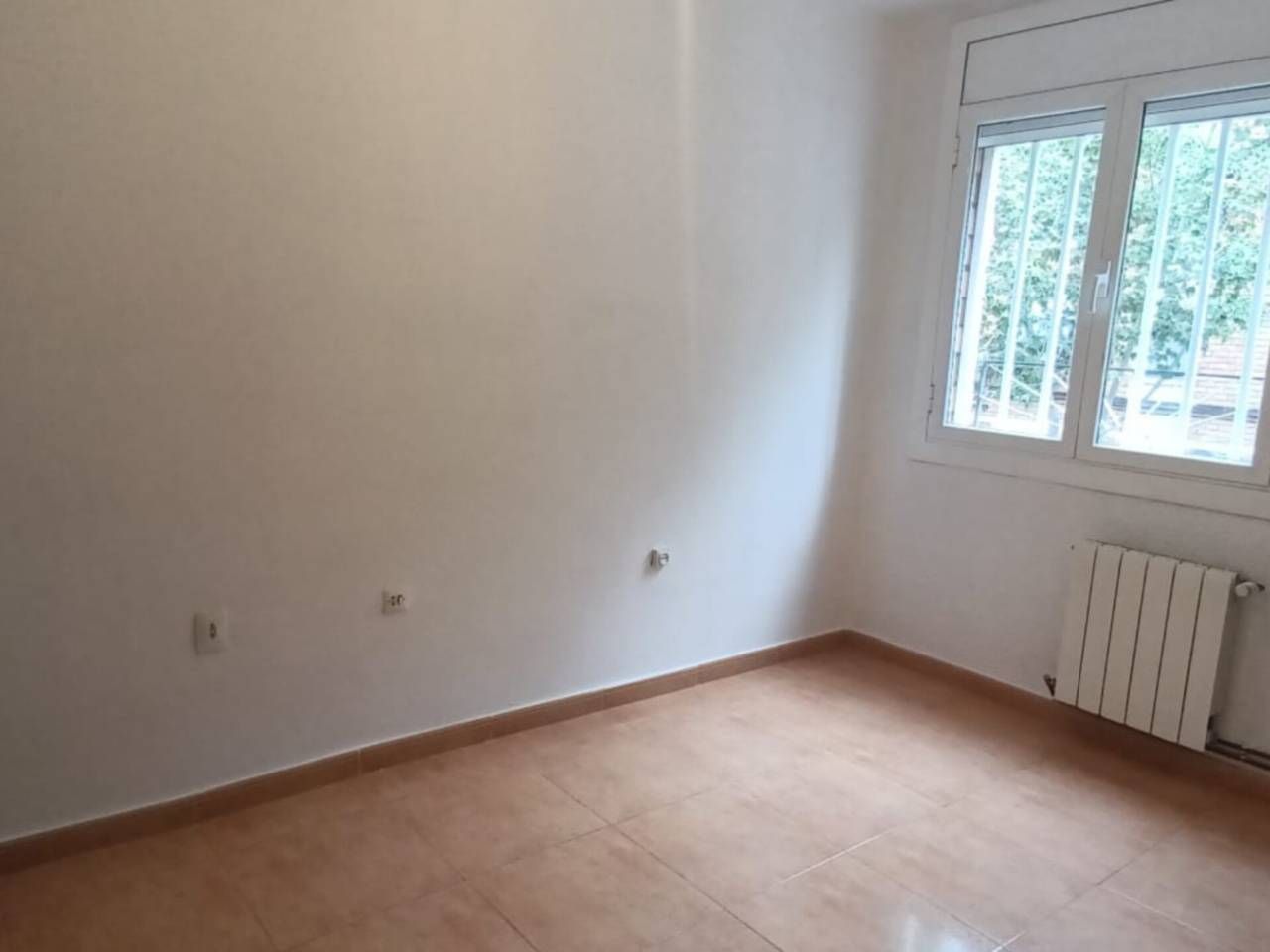 Habitación de Piso en venta en Sabadell con Calefacción