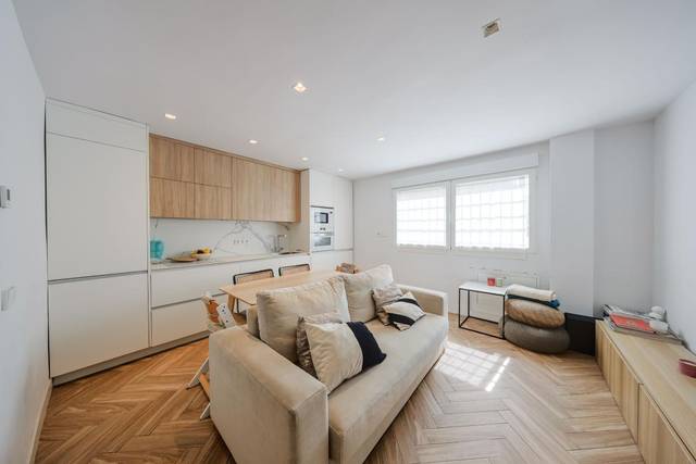 Piso en Alquiler en C. de Felipe Campos en El Viso