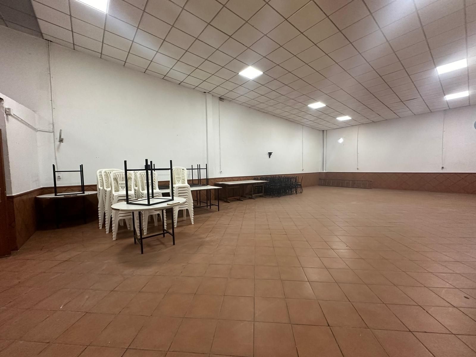 Nau industrial en venda en Los Palacios y Villafranca