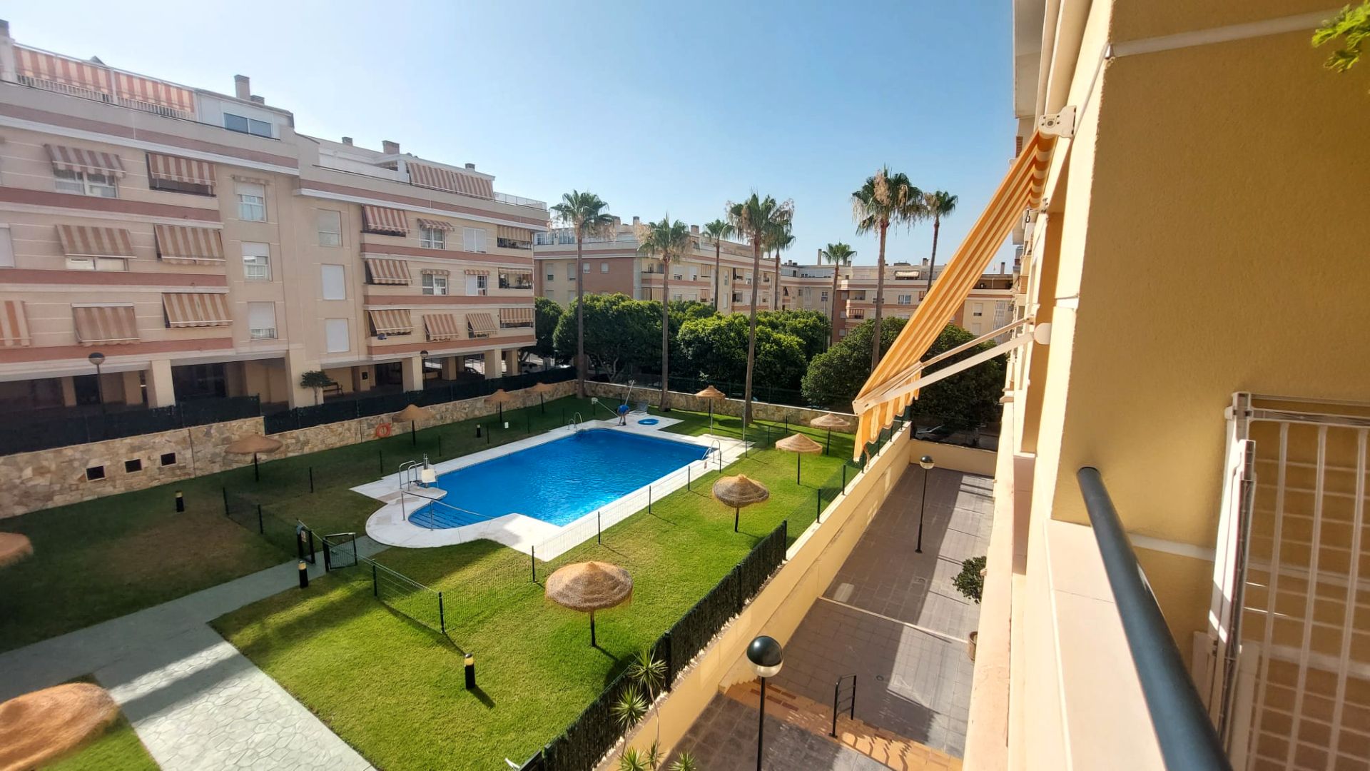 Exterior view of Flat for sale in Málaga Capital  with Community pool