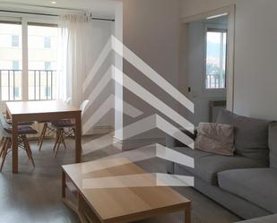 Living room of Flat for sale in L'Hospitalet de Llobregat  with Heating, Parquet flooring and Balcony