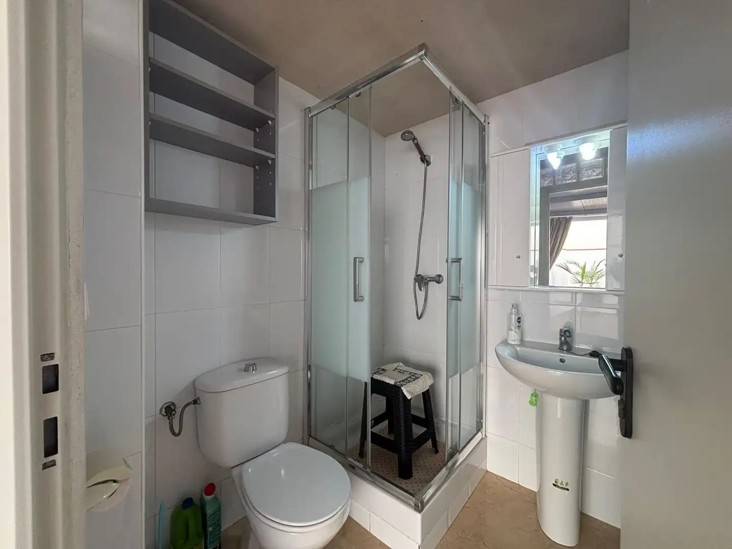 Baño de Dúplex de alquiler en Los Alcázares con Jardín privado, Terraza y Amueblado