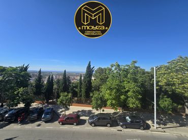 Apartament amb ascensor en venda a Ctra. Circunvalación - La Magdalena