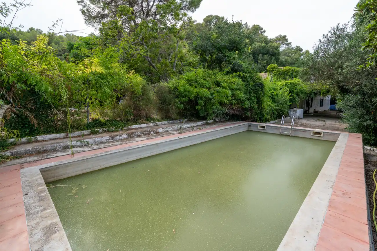 Country homes for sale in C-12, Aldover