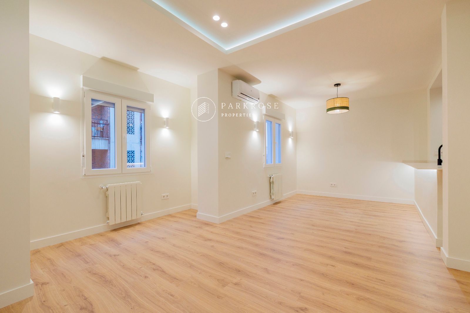 Flat for sale in  Madrid Capital  with Air Conditioner and Heating