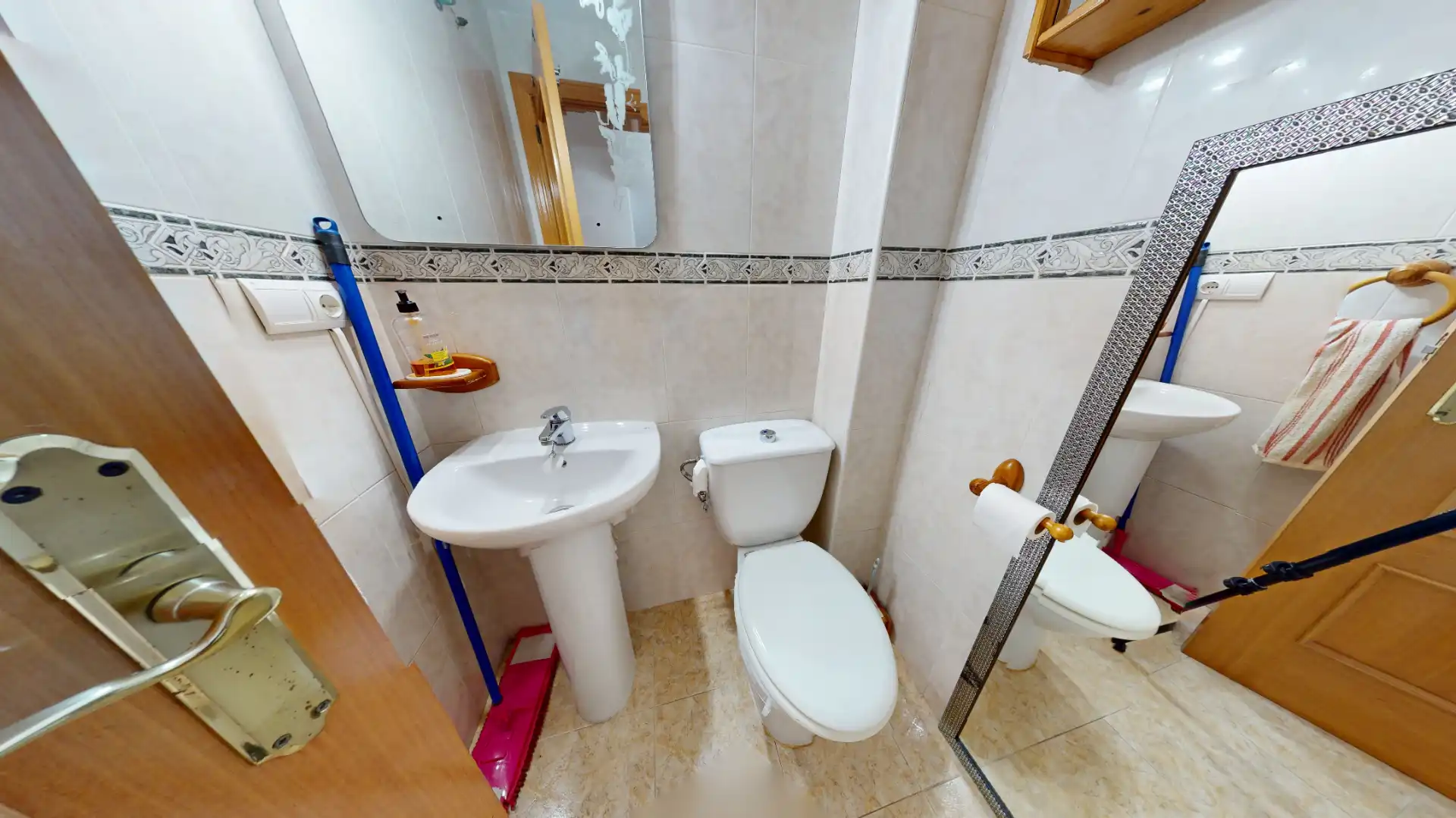 Baño de Casa o chalet en venta en Busot con Jardín privado, Terraza y Amueblado