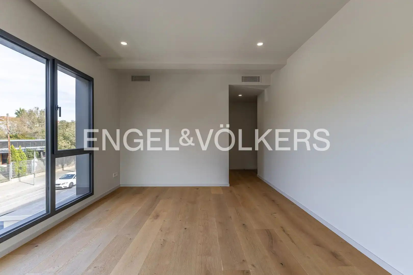 Living room of Houses for sale in Sant Cugat del Vallès  with Air Conditioner, Heating and Private garden