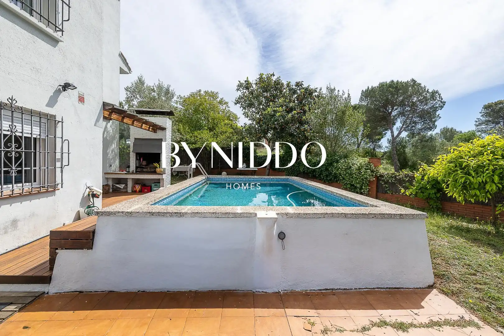 Piscina de Casa o xalet en venda en Sant Cugat del Vallès amb Aire condicionat, Calefacció i Jardí privat