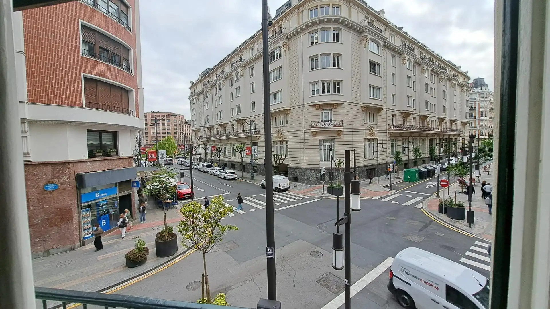 Exterior view of Flat for sale in Indautxu