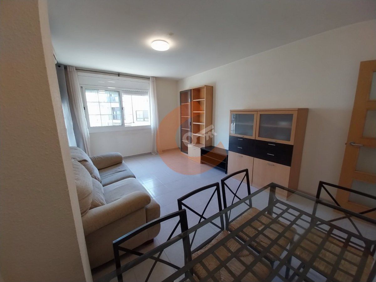 Sala d'estar de Pis en venda en El Vendrell amb Aire condicionat i Balcó